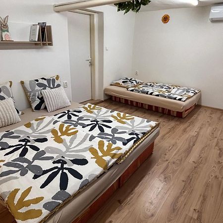 Apartmanovy dom Grand Štúrovo Exteriér fotografie
