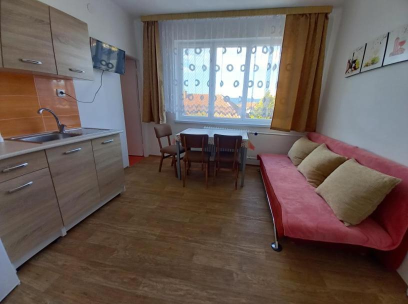 Apartmanovy dom Grand Štúrovo Exteriér fotografie