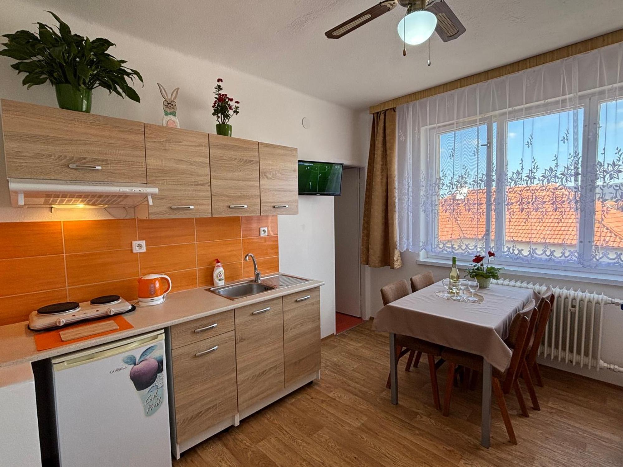 Apartmanovy dom Grand Štúrovo Exteriér fotografie