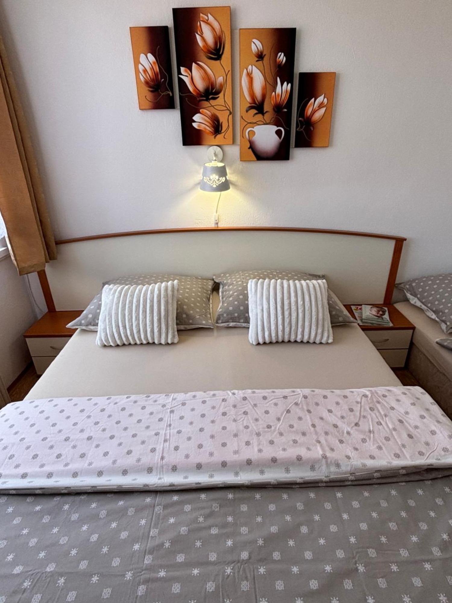 Apartmanovy dom Grand Štúrovo Exteriér fotografie