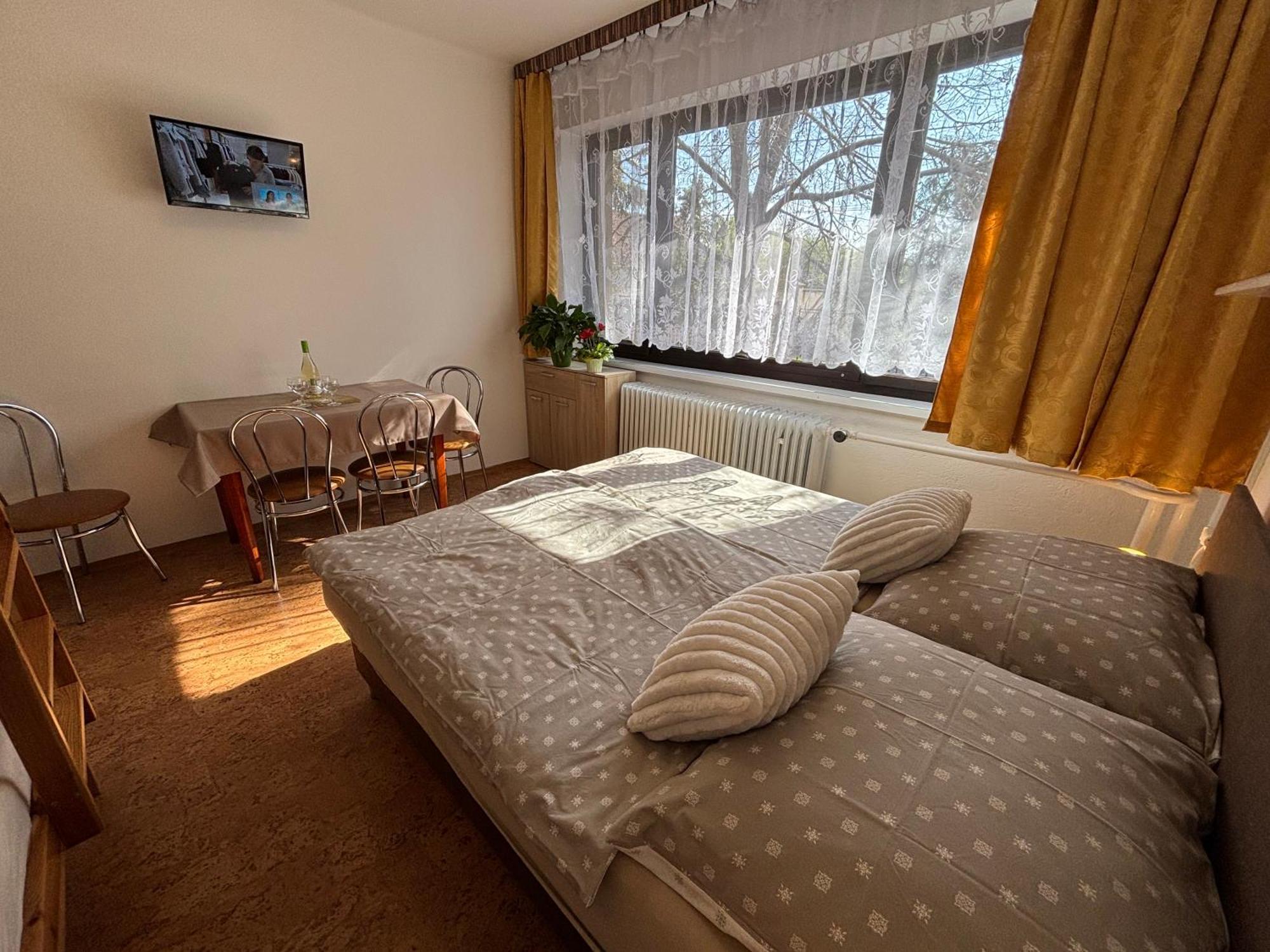 Apartmanovy dom Grand Štúrovo Exteriér fotografie